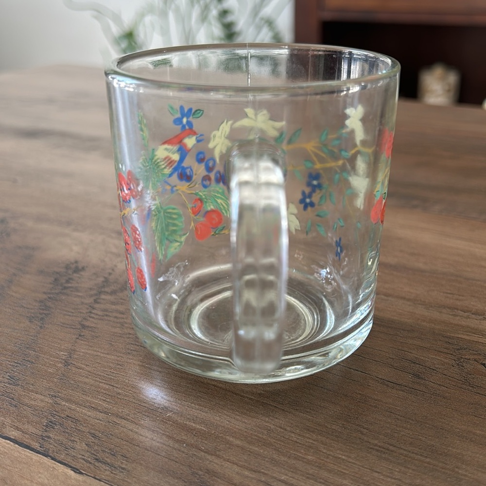 Floral Glass Mug with Bird Design made in Canada 🇨🇦 - Picture 5 of 6